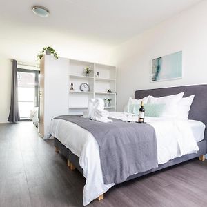 Family Executive Studio With Balcony Open Delft Utopia Flora 20F